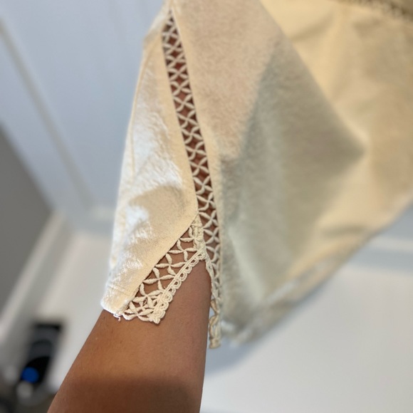 Cream Fitted Cut Out Mini Dress Size M - Picture 4 of 8